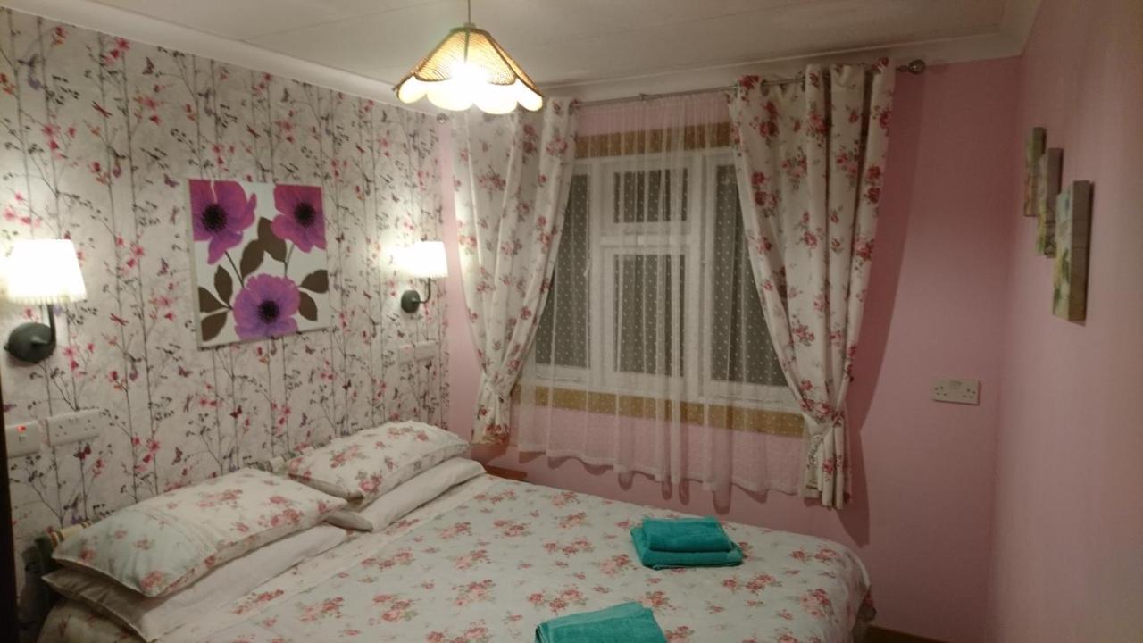 Scotland Paradise Relax Accommodation By Shooting Club Kirriemuir Balintore Kültér fotó